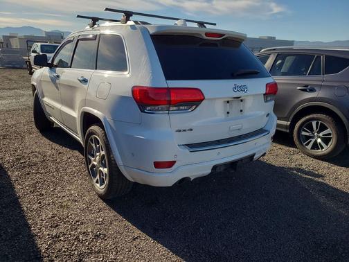 2020 Jeep Grand Cherokee Overland