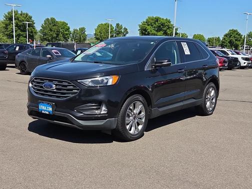 Agate Black Metallic 2023 Ford Edge Titanium
