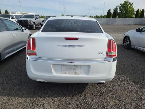 2013 Chrysler 300C Base