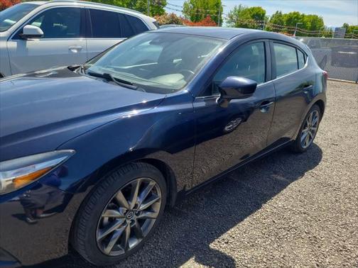 2018 Mazda Mazda3 Touring