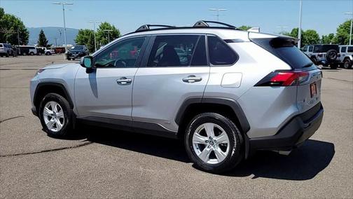 2020 Toyota RAV4 Hybrid XLE