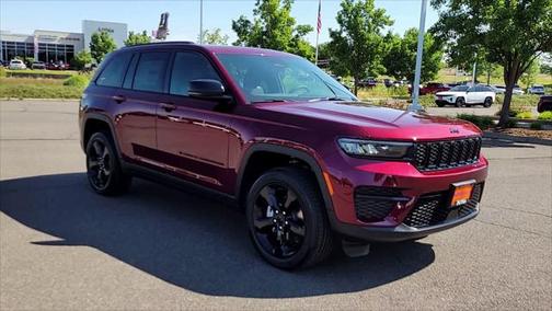 2025 Jeep Grand Cherokee Altitude