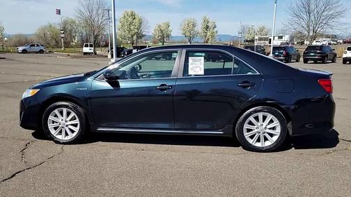 2012 Toyota Camry Hybrid XLE