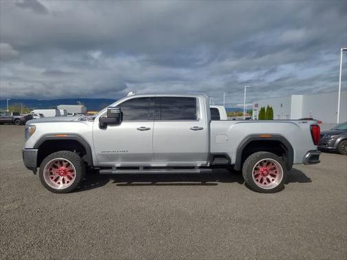 2022 GMC Sierra 2500 SLT