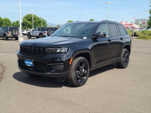 2025 Jeep Grand Cherokee Altitude