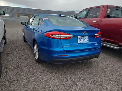 Velocity Blue Metallic 2020 Ford Fusion SE