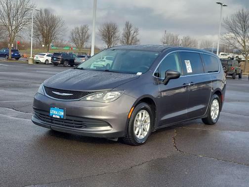 2017 Chrysler Pacifica LX