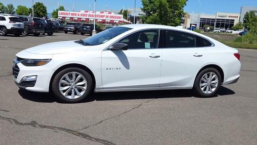 Summit White 2024 Chevrolet Malibu LT