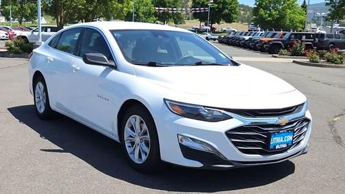 Summit White 2024 Chevrolet Malibu LT