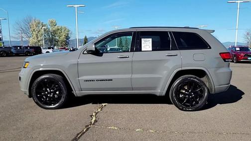 2020 Jeep Grand Cherokee Altitude