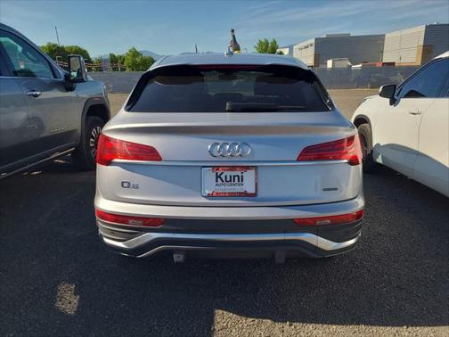 2022 Audi Q5 45 S line Premium Plus