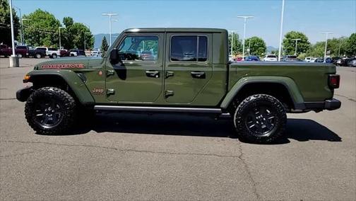2022 Jeep Gladiator Mojave