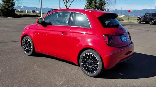 2024 FIAT 500e INSPI(RED)