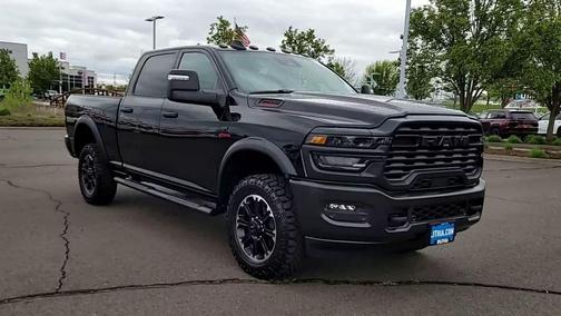 Diamond Black Crystal Pearlcoat 2026 RAM 2500 Warlock