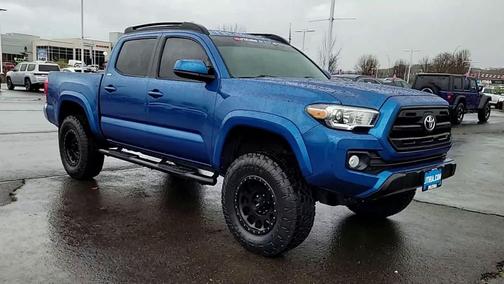 2017 Toyota Tacoma SR5