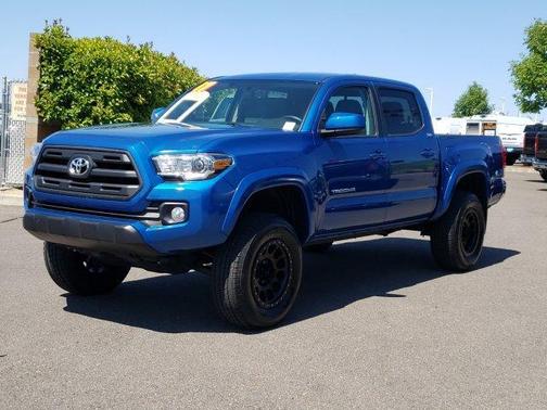 2017 Toyota Tacoma SR5