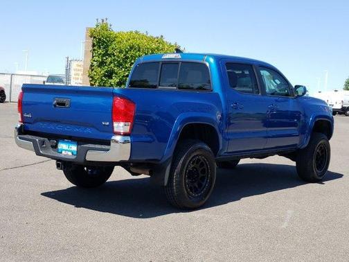 2017 Toyota Tacoma SR5