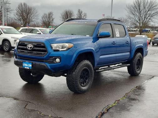 2017 Toyota Tacoma SR5
