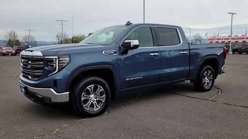 2024 GMC Sierra 1500 SLT