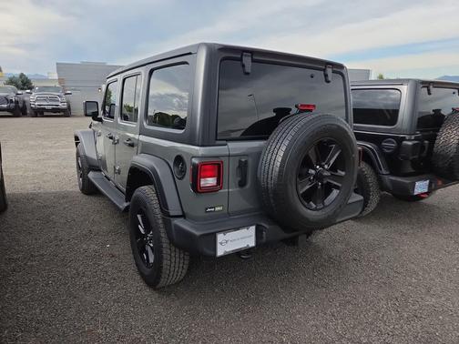 Sting-Gray Clearcoat 2022 Jeep Wrangler Unlimited Sport Altitude