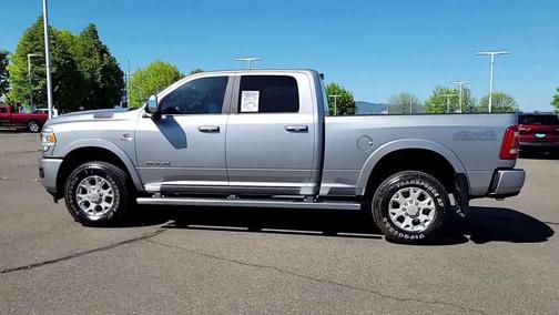 Billet Silver Metallic Clearcoat 2022 RAM 2500 Laramie