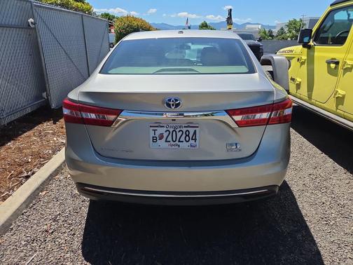 Champagne Mica 2013 Toyota Avalon Hybrid XLE Touring