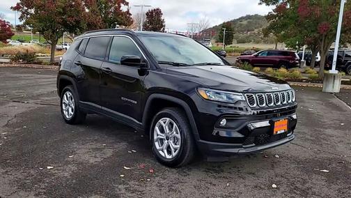 2025 Jeep Compass Latitude