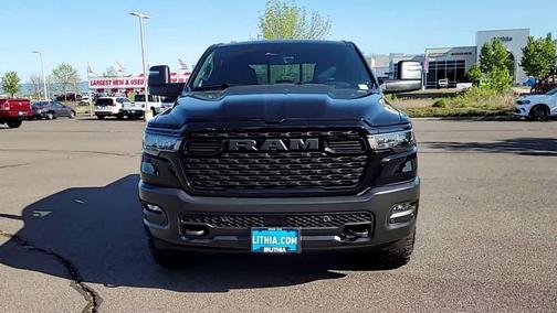 Diamond Black Crystal Pearlcoat 2026 RAM 1500 Warlock