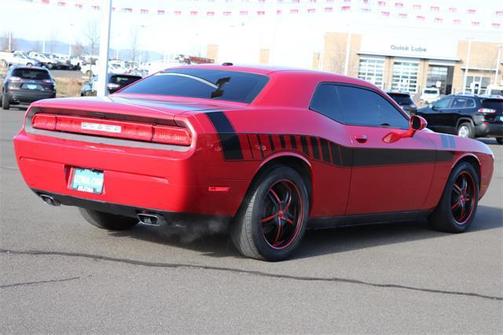 2012 Dodge Challenger SXT