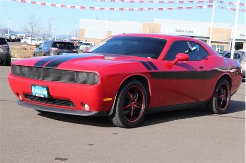 2012 Dodge Challenger SXT
