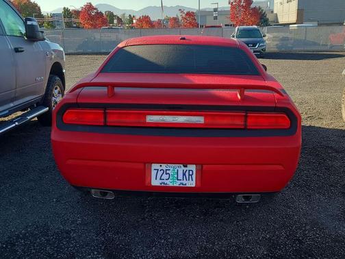 2012 Dodge Challenger SXT