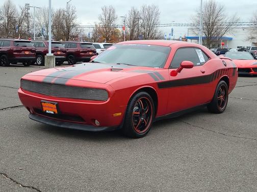 2012 Dodge Challenger SXT