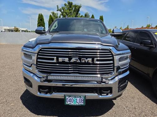 Granite Crystal Metallic Clearcoat 2019 RAM 2500 Laramie