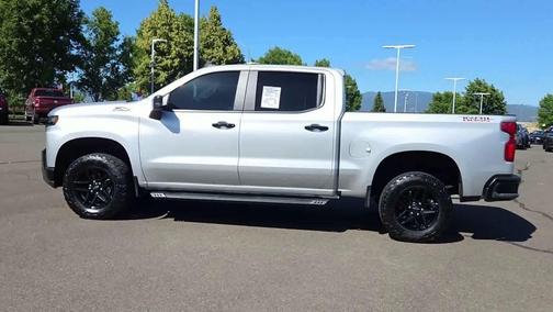 Silver Ice Metallic 2020 Chevrolet Silverado 1500 LT Trail Boss