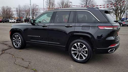2023 Jeep Grand Cherokee Overland