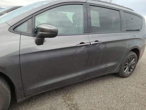 2020 Chrysler Pacifica L