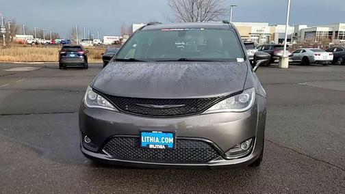 2020 Chrysler Pacifica L