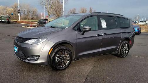 2020 Chrysler Pacifica L