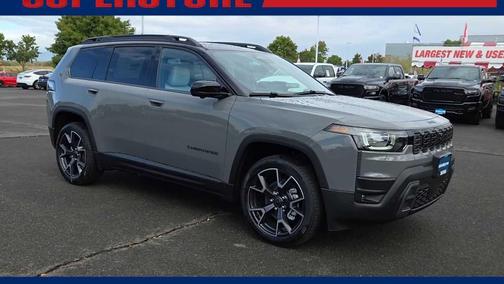 Sting-Gray Clearcoat 2026 Jeep Cherokee Overland