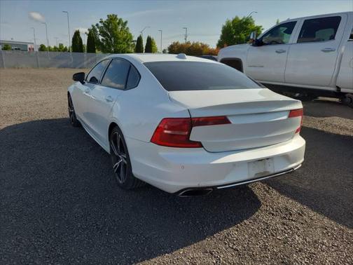 2020 Volvo S90 R-Design
