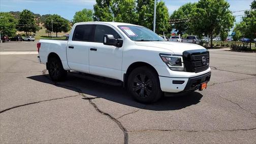2024 Nissan Titan SV