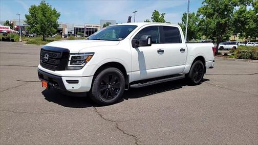 2024 Nissan Titan SV