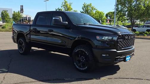 Diamond Black Crystal Pearlcoat 2026 RAM 1500 Warlock