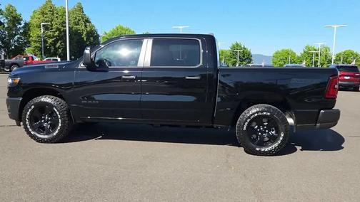 Diamond Black Crystal Pearlcoat 2026 RAM 1500 Warlock