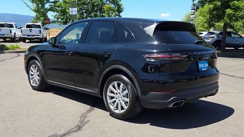 Black 2021 Porsche Cayenne Cayenne