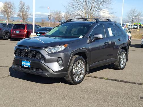 2019 Toyota RAV4 XLE Premium