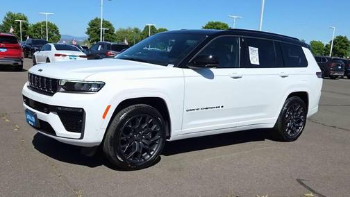 Bright White Clearcoat 2026 Jeep Grand Cherokee L Summit