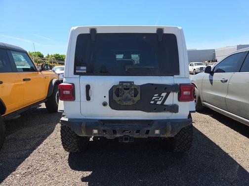 Bright White Clearcoat 2021 Jeep Wrangler Unlimited Rubicon 392