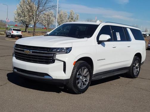 2022 Chevrolet Suburban LT