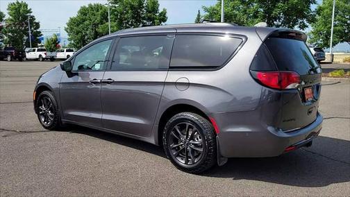 2020 Chrysler Pacifica L